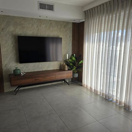 Luxury Queen Royal Park Eilat Buitenkant foto