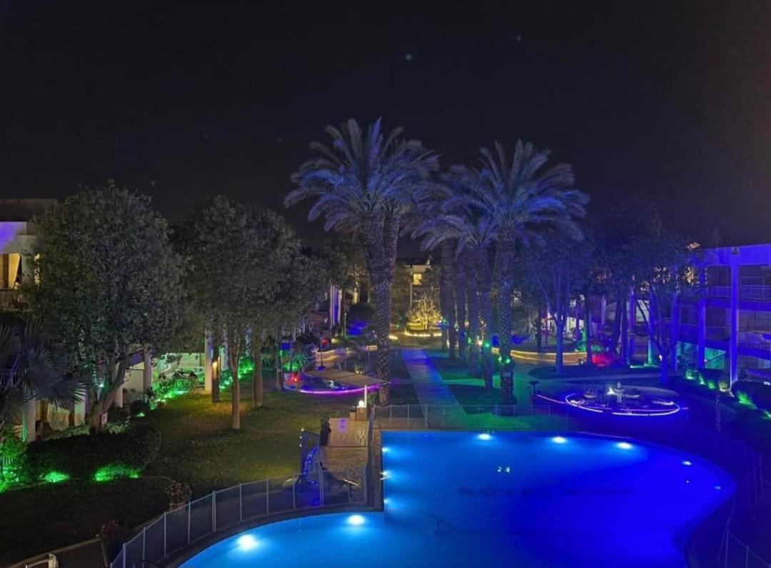 Luxury Queen Royal Park Eilat Buitenkant foto