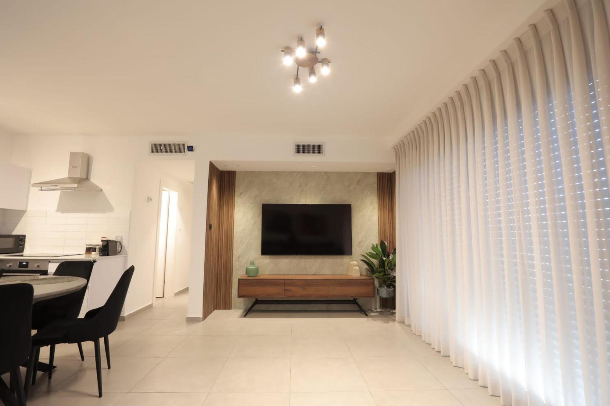 Luxury Queen Royal Park Eilat Buitenkant foto