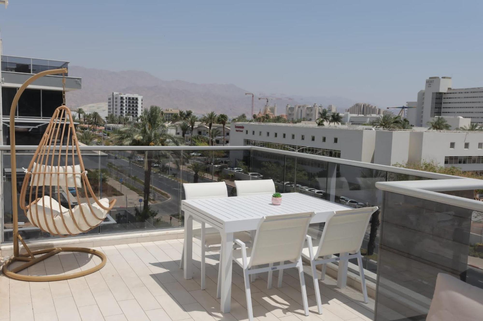 Luxury Queen Royal Park Eilat Buitenkant foto