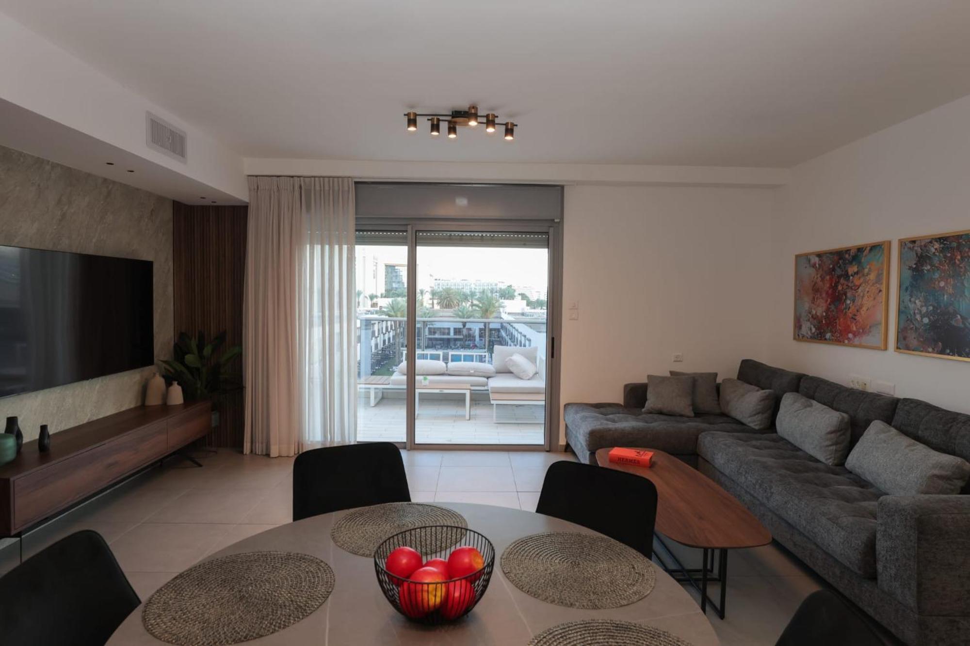 Luxury Queen Royal Park Eilat Buitenkant foto